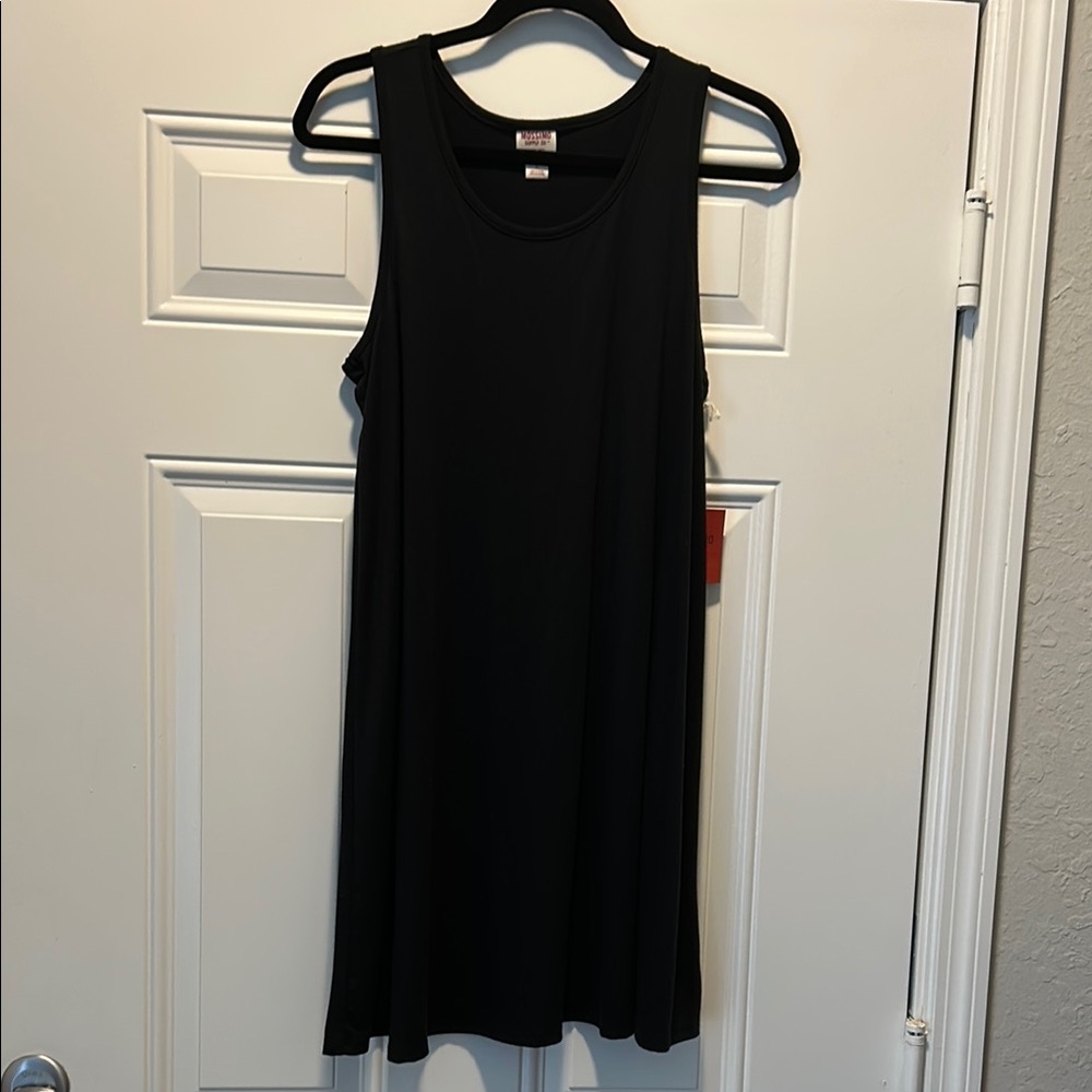 Elegant Black Sleeveless Dress